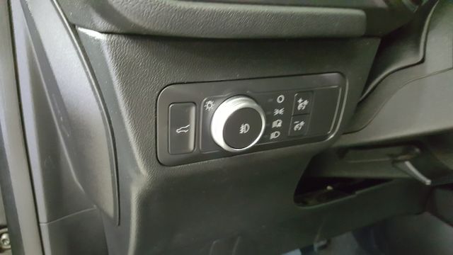 2020 Ford Escape Titanium | Carrollton, TX | Legend Motorcars of Carrollton