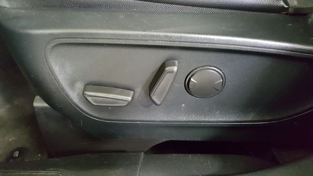 2020 Ford Escape Titanium | Carrollton, TX | Legend Motorcars of Carrollton 2020 Ford Escape Titanium | Carrollton, TX | Legend Motorcars of Carrollton