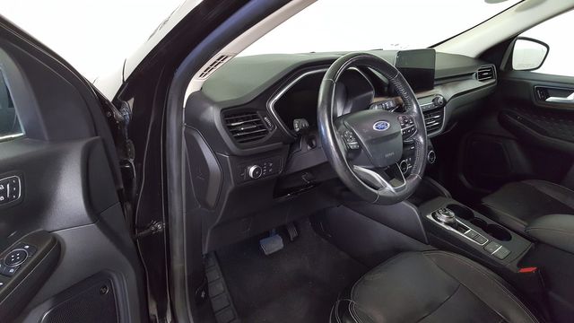 2020 Ford Escape Titanium | Carrollton, TX | Legend Motorcars of Carrollton