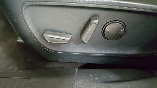 2020 Ford Escape Titanium | Carrollton, TX | Legend Motorcars of Carrollton 2020 Ford Escape Titanium | Carrollton, TX | Legend Motorcars of Carrollton