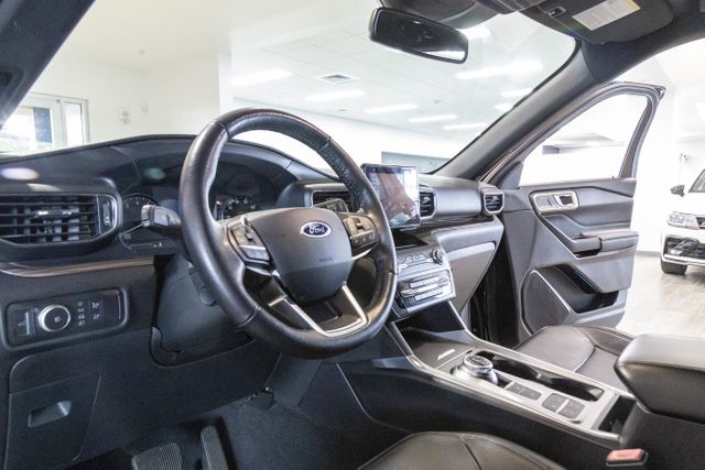 2020 Ford Explorer 3rd row Limited