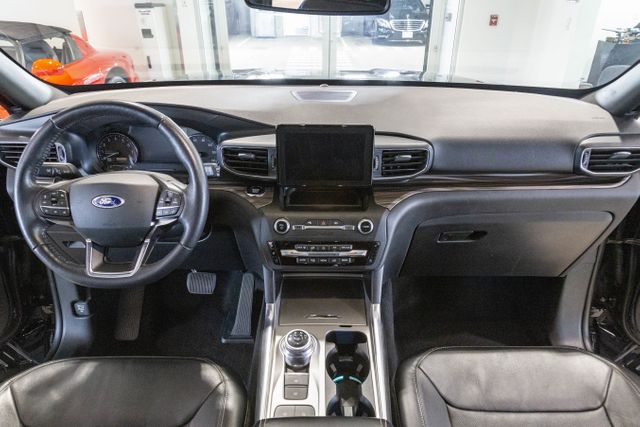 2020 Ford Explorer 3rd row Limited