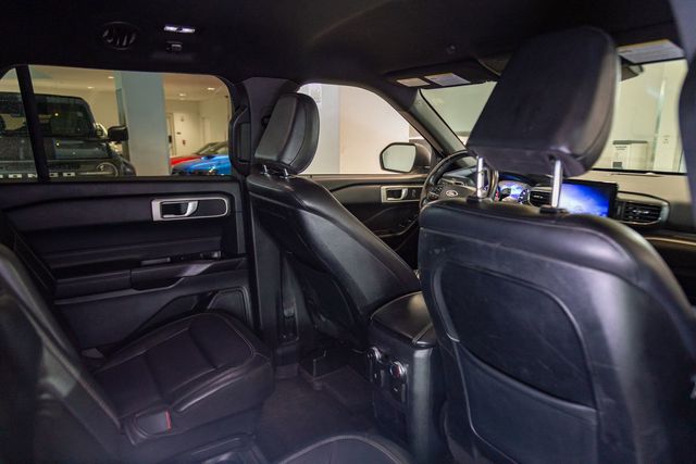 2020 Ford Explorer 4WD 3rd row XLT