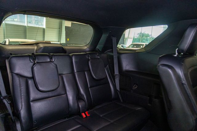 2020 Ford Explorer 4WD 3rd row XLT