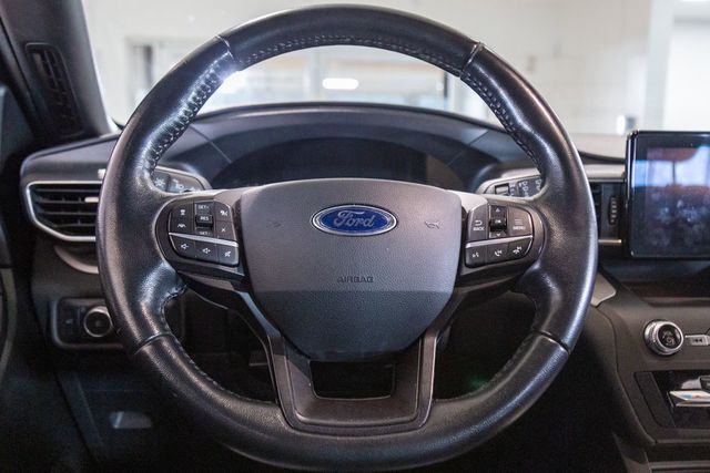 2020 Ford Explorer 4WD 3rd row XLT