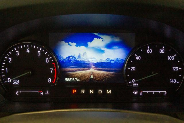 2020 Ford Explorer 4WD 3rd row XLT