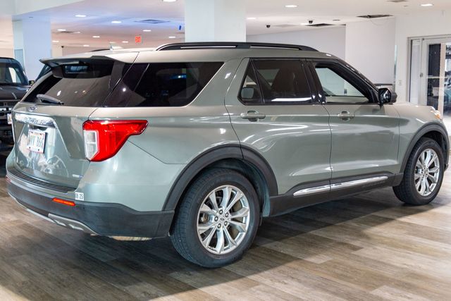 2020 Ford Explorer 4WD 3rd row XLT