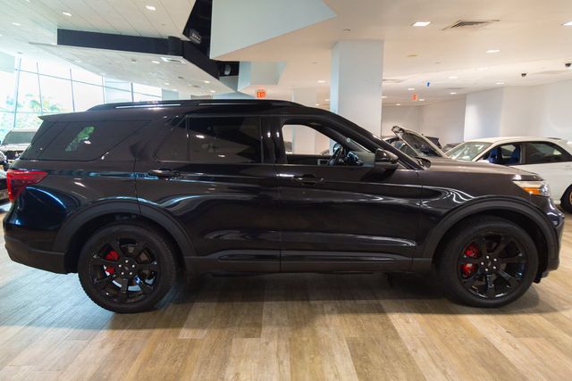 2020 Ford Explorer AWD at Autosource, photo 4