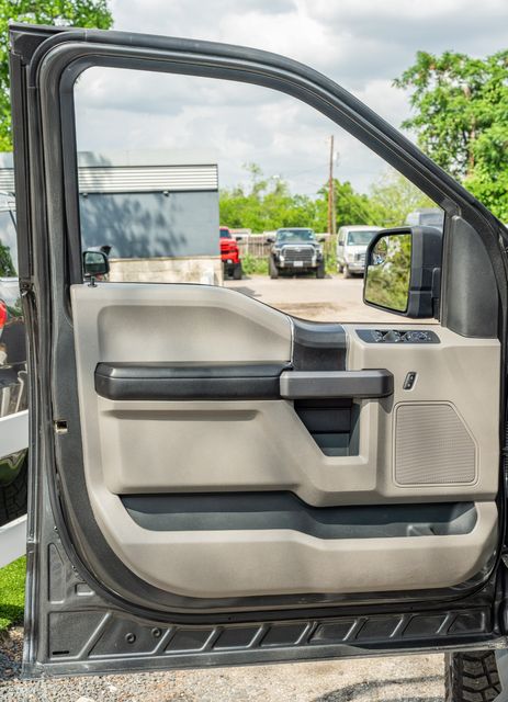 2020 Ford F-150 XLT CREW CAB 4X4 / UPGRADES / CLEAN CARFAX | Austin, TX | Rocky Mountain Truck Stop Austin 2020 Ford F-150 XLT CREW CAB 4X4 / UPGRADES / CLEAN CARFAX | Austin, TX | Rocky Mountain Truck Stop Austin