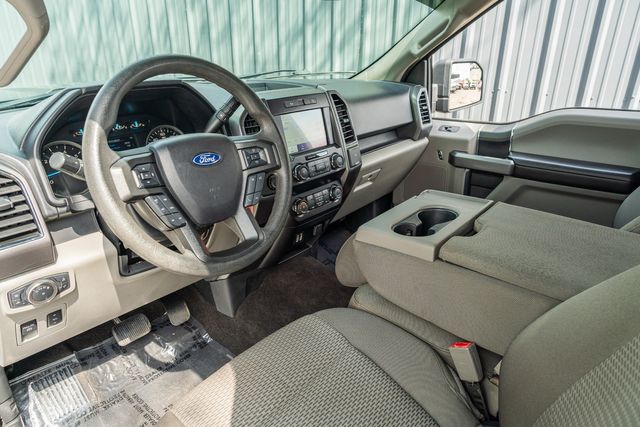 2020 Ford F-150 XLT CREW CAB 4X4 / UPGRADES / CLEAN CARFAX | Austin, TX | Rocky Mountain Truck Stop Austin