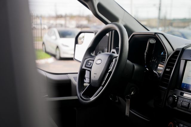 2020 Ford F-150 XL STX CREW CAB RWD / LEAD FOOT GRAY | Austin, TX | Rocky Mountain Truck Stop Austin 2020 Ford F-150 XL STX CREW CAB RWD / LEAD FOOT GRAY | Austin, TX | Rocky Mountain Truck Stop Austin