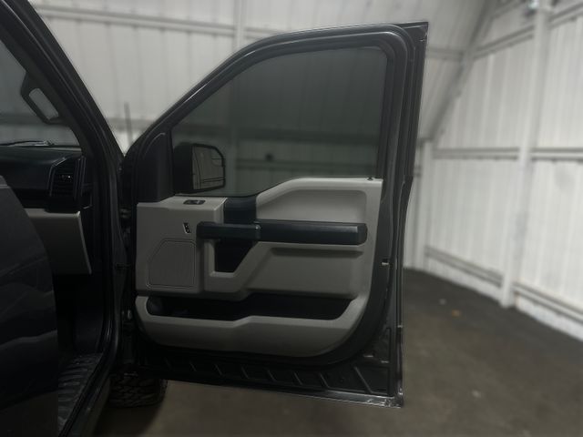 2020 Ford F-150 XL 2020 Ford F-150 XL