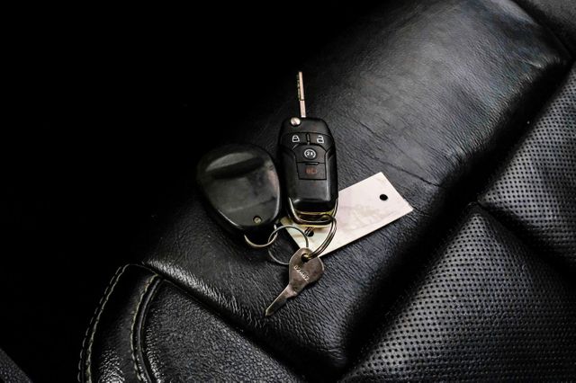 2020 Ford F-250 Super Duty Lariat | Addison, TX | Mr Car Guys 2020 Ford F-250 Super Duty Lariat | Addison, TX | Mr Car Guys