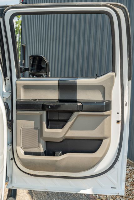 2020 Ford F-250 Super Duty XL CREW CAB FX4 / CLEAN CARFAX / 1-TEXAS OWNER | Dallas, TX | Rocky Mountain Truck Stop Dallas 2020 Ford F-250 Super Duty XL CREW CAB FX4 / CLEAN CARFAX / 1-TEXAS OWNER | Dallas, TX | Rocky Mountain Truck Stop Dallas