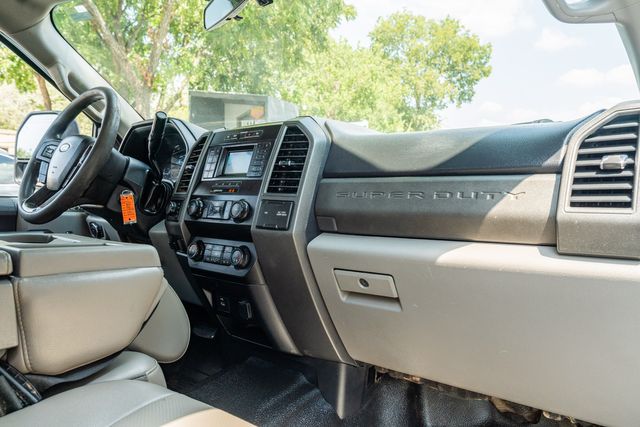 2020 Ford F-250 Super Duty XL CREW CAB FX4 / CLEAN CARFAX / 1-TEXAS OWNER | Dallas, TX | Rocky Mountain Truck Stop Dallas 2020 Ford F-250 Super Duty XL CREW CAB FX4 / CLEAN CARFAX / 1-TEXAS OWNER | Dallas, TX | Rocky Mountain Truck Stop Dallas
