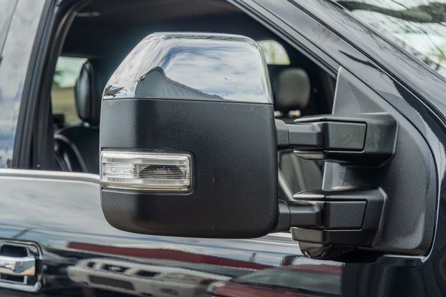 2020 Ford F-250 Super Duty Platinum CREW CAB TREMOR 4X4 / 6.7L DIESEL | Austin, TX | Rocky Mountain Truck Stop Austin