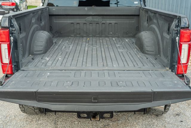 2020 Ford F-250 Super Duty Platinum CREW CAB TREMOR 4X4 / 6.7L DIESEL | Austin, TX | Rocky Mountain Truck Stop Austin