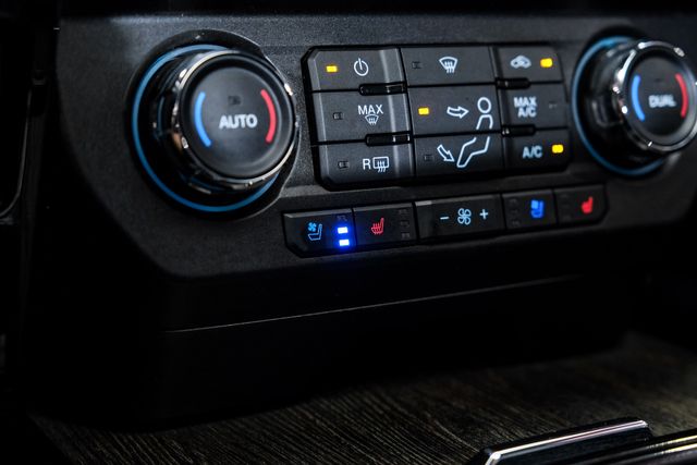 2020 Ford F-250 Super Duty Lariat 4X4 BLACK WIDOW,LIFTED,ROOF,NAV,20" WHL,37K | Carrollton, TX | Texas Vehicle Exchange