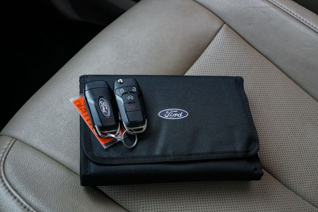 2020 Ford F-250 Super Duty Lariat TREMOR 4X4 / CLEAN CARFAX / 1 TEXAS OWNER | Austin, TX | Rocky Mountain Truck Stop Austin 2020 Ford F-250 Super Duty Lariat TREMOR 4X4 / CLEAN CARFAX / 1 TEXAS OWNER | Austin, TX | Rocky Mountain Truck Stop Austin