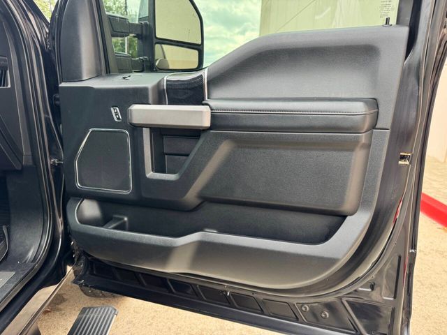 2020 Ford F-250 Super Duty Platinum 4x4 4dr Crew Cab 6.8 ft. SB Pickup | Houston, TX | Houston Auto Credit