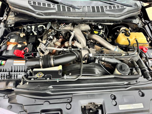 2020 Ford F-250 Super Duty Platinum 4x4 4dr Crew Cab 6.8 ft. SB Pickup | Houston, TX | Houston Auto Credit