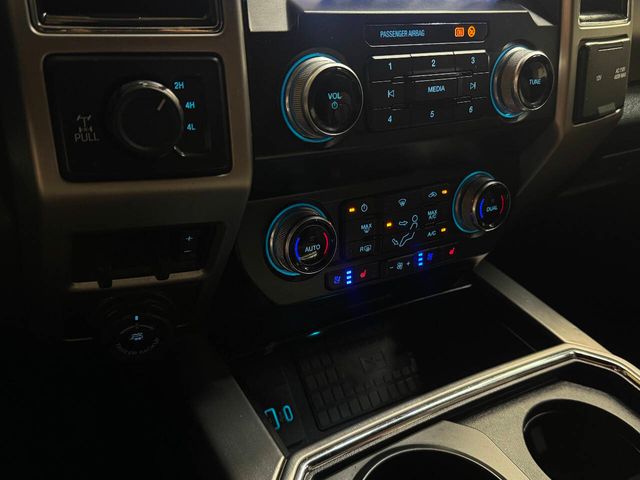 2020 Ford F-250 Super Duty Platinum 4x4 4dr Crew Cab 6.8 ft. SB Pickup | Houston, TX | Houston Auto Credit