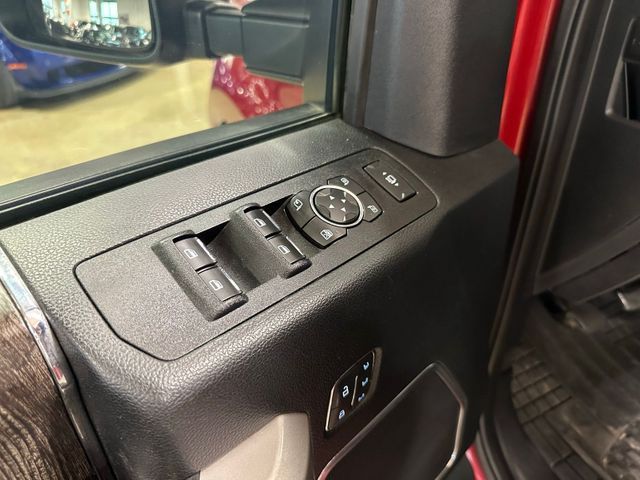 2020 Ford F-250 Super Duty Lariat 