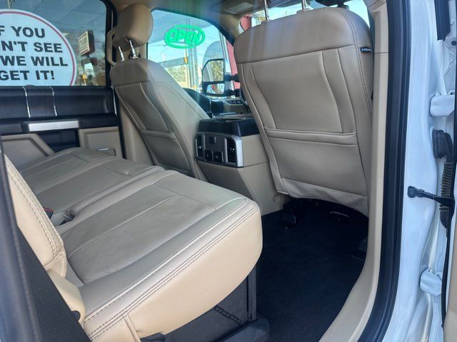 2020 Ford F-250 Super Duty LARIAT | Rome, GA | Knight's Car Store 2020 Ford F-250 Super Duty LARIAT | Rome, GA | Knight's Car Store