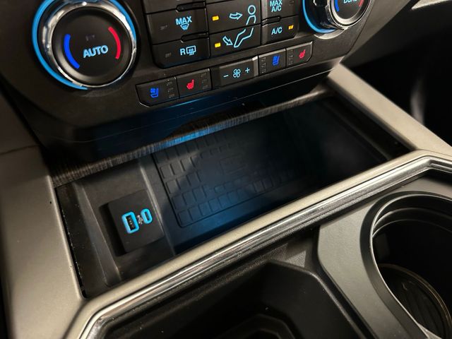 2020 Ford F-250SD Lariat FX4 Lariat Ultimate Package | Irving, Texas | Hopper Motorplex 2020 Ford F-250SD Lariat FX4 Lariat Ultimate Package | Irving, Texas | Hopper Motorplex