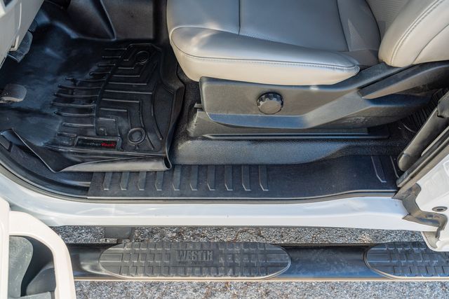 2020 Ford F-350 Super Duty XL EXTENDED CAB LONG BED RWD / CLEAN CARFAX | Austin, TX | Rocky Mountain Truck Stop Austin