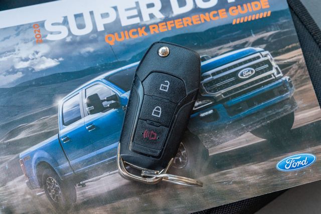 2020 Ford F-350 Super Duty XL EXTENDED CAB LONG BED RWD / CLEAN CARFAX | Austin, TX | Rocky Mountain Truck Stop Austin