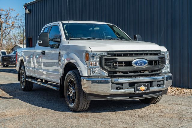 2020 Ford F-350 Super Duty XL EXTENDED CAB LONG BED RWD / CLEAN CARFAX | Austin, TX | Rocky Mountain Truck Stop Austin