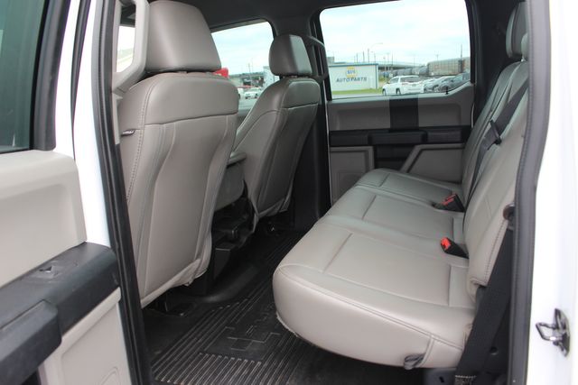 2020 Ford F-350 Super Duty XL 4X4 | Granite City, Illinois | MasterCars Company Inc. 2020 Ford F-350 Super Duty XL 4X4 | Granite City, Illinois | MasterCars Company Inc.