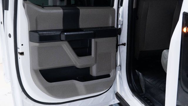 2020 Ford F-350 Super Duty XLT 4x4 4dr Crew Cab 8 ft. LB DRW Pickup | Houston, TX | Houston Auto Credit 2020 Ford F-350 Super Duty XLT 4x4 4dr Crew Cab 8 ft. LB DRW Pickup | Houston, TX | Houston Auto Credit