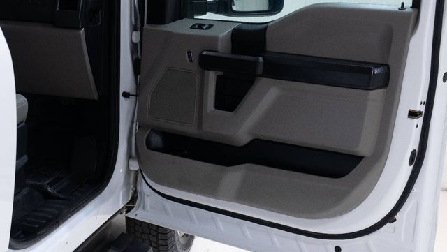 2020 Ford F-350 Super Duty XLT 4x4 4dr Crew Cab 8 ft. LB DRW Pickup | Houston, TX | Houston Auto Credit 2020 Ford F-350 Super Duty XLT 4x4 4dr Crew Cab 8 ft. LB DRW Pickup | Houston, TX | Houston Auto Credit