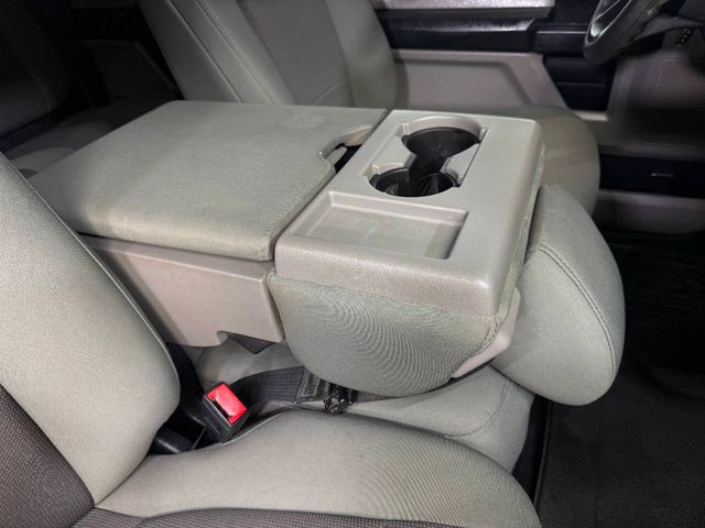 2020 Ford F-350 Super Duty XLT 4x4 4dr Crew Cab 8 ft. LB DRW Pickup | Houston, TX | Houston Auto Credit