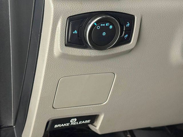 2020 Ford F-350 Super Duty XLT 4x4 4dr Crew Cab 8 ft. LB DRW Pickup | Houston, TX | Houston Auto Credit 2020 Ford F-350 Super Duty XLT 4x4 4dr Crew Cab 8 ft. LB DRW Pickup | Houston, TX | Houston Auto Credit