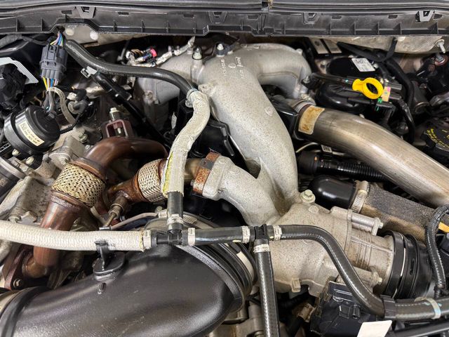 2020 Ford F-350 Super Duty XLT 4x4 4dr Crew Cab 8 ft. LB DRW Pickup | Houston, TX | Houston Auto Credit 2020 Ford F-350 Super Duty XLT 4x4 4dr Crew Cab 8 ft. LB DRW Pickup | Houston, TX | Houston Auto Credit