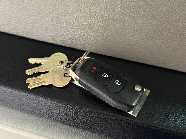 2020 Ford F-350 Super Duty XLT 4x4 4dr Crew Cab 8 ft. LB DRW Pickup | Houston, TX | Houston Auto Credit