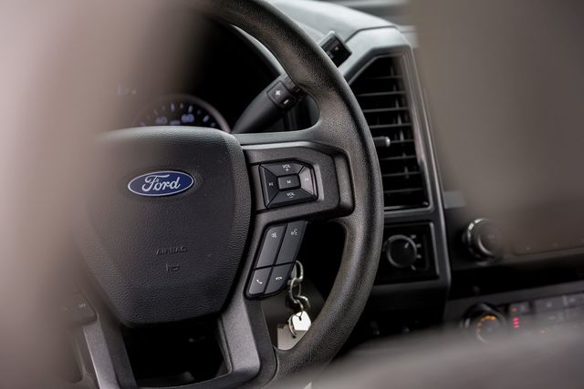 2020 Ford F-350 Super Duty XLT Dooley 5th Wheel Prep Pk BLIS Heated Seats Nav 2020 Ford F-350 Super Duty XLT Dooley 5th Wheel Prep Pk BLIS Heated Seats Nav