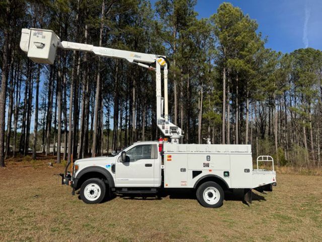 2020 Ford F-550 Super Duty Altec AT-37G | Irving, TX | Pinnacle Trucks 2020 Ford F-550 Super Duty Altec AT-37G | Irving, TX | Pinnacle Trucks