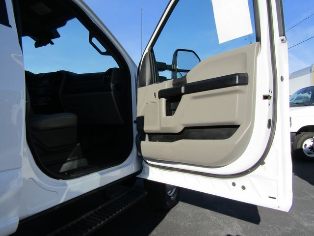 2020 Ford F350 Regular Cab 4x4 with 9' Mason Dump Body