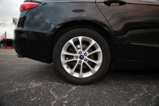 2020 Ford Fusion SE | San Antonio, TX | R&L Certified Auto Group 2020 Ford Fusion SE | San Antonio, TX | R&L Certified Auto Group