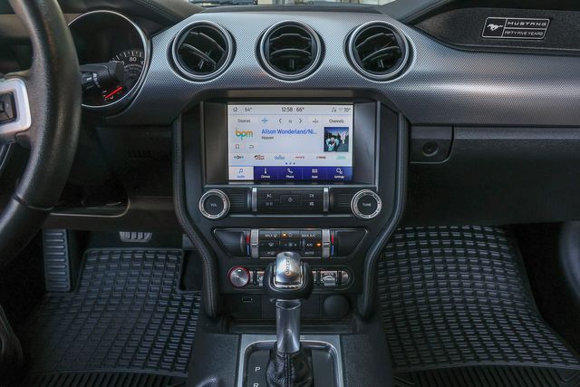 2020 Ford Mustang EcoBoost