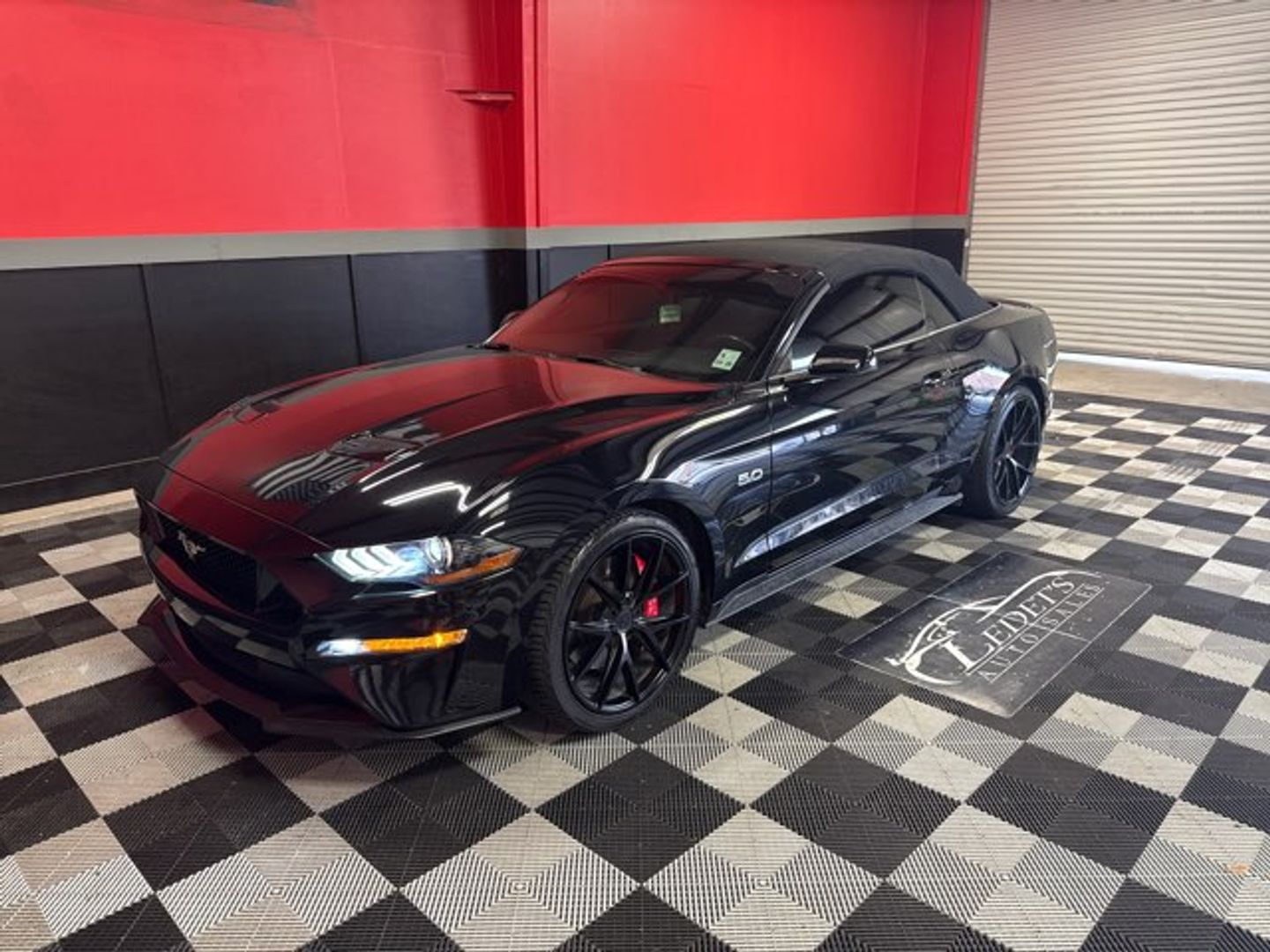 2020 Ford Mustang GT Premium - 1