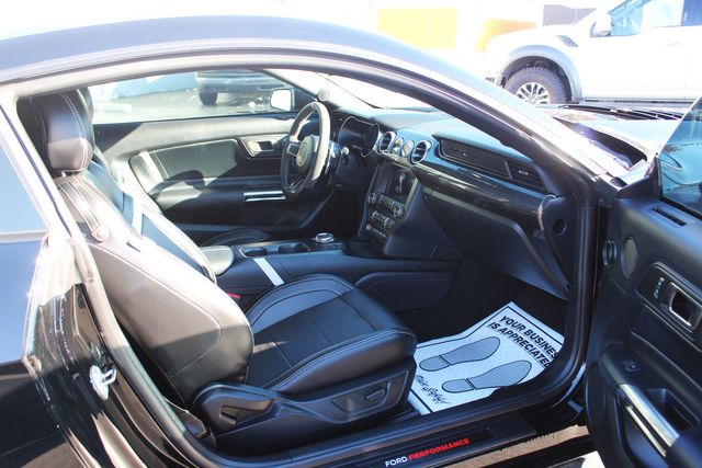 2020 Ford Mustang Shelby GT500 | Granite City, Illinois | MasterCars Company Inc. 2020 Ford Mustang Shelby GT500 | Granite City, Illinois | MasterCars Company Inc.