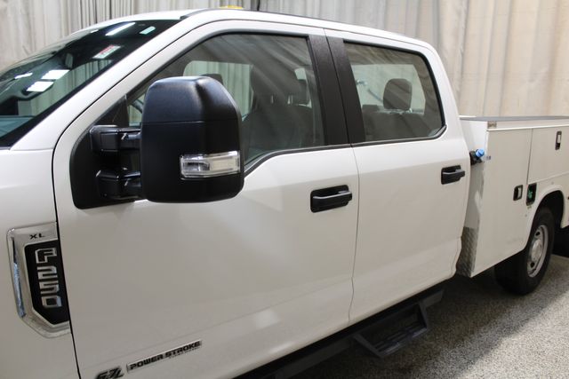 2020 Ford Super Duty F-250 Utility Bed 4x4 XL | Roscoe, IL | Autoland Outlets 2020 Ford Super Duty F-250 Utility Bed 4x4 XL | Roscoe, IL | Autoland Outlets