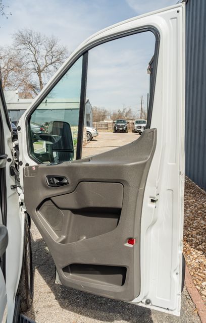 2020 Ford Transit 350 XL 15-PASSENGER MED-ROOF / GREAT RELIABILITY | Austin, TX | Rocky Mountain Truck Stop Austin