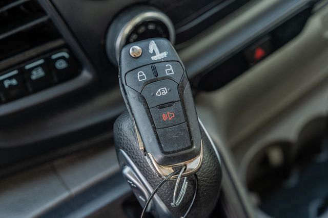 2020 Ford Transit 350 XL 15-PASSENGER MED-ROOF / GREAT RELIABILITY | Austin, TX | Rocky Mountain Truck Stop Austin