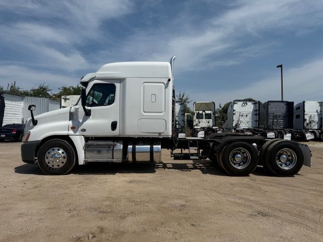 2020 Freightliner CASCADIA 125 | Dallas, TX | Infinity Trucks 2020 Freightliner CASCADIA 125 | Dallas, TX | Infinity Trucks